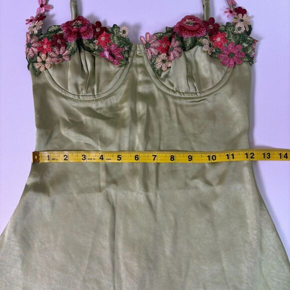 Princess Polly Kenzie Green Satin Mini Dress Size 2 Floral Embroidered Underwire - Picture 5 of 15